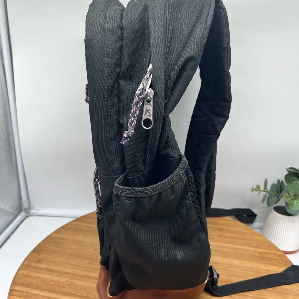 Vintage JANSPORT Leather Bottom Backpack Multipocket -‎ Black.